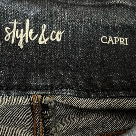 Style & Co. Maternity Capri Jeans / SZ. M / EUC - Picture 5 of 6